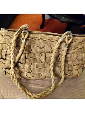 Vintage* Fiona Italy Brown/Beige Basket Weave Purse/Handbag